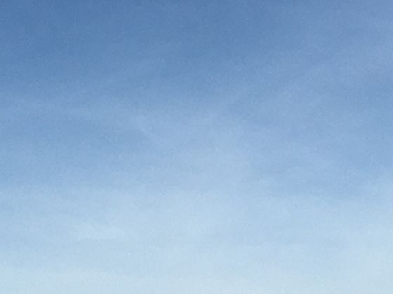 《永恒站：相遇即永恒的候车室》弱化悬疑，强调“站”的情感意义：哪怕只停留一瞬，相遇已抵过永恒